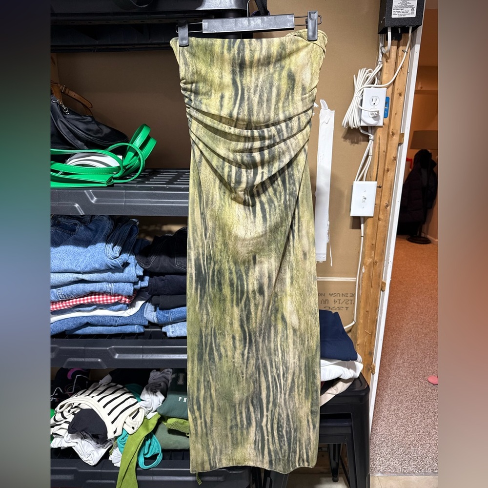 Strapless Bershka dress